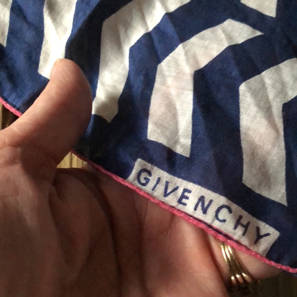Givenchy Vintage Linen Scarf - Picture 3 of 7